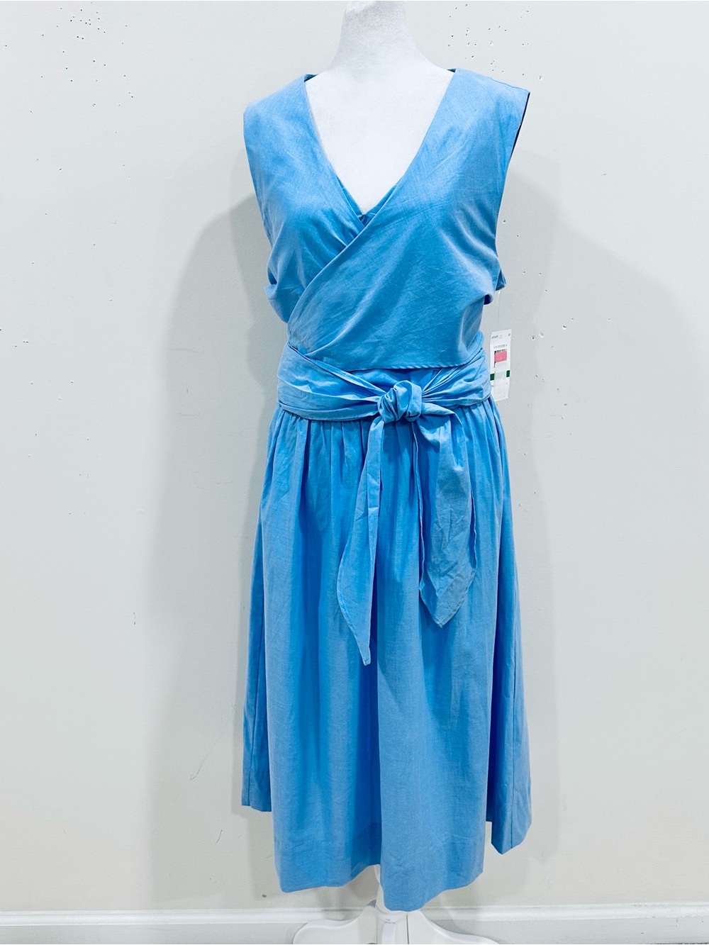 NWT Gibson Latimer Dress Sleeveless Blue 100% Cotton Faux Wrap Pockets Size L - Picture 2 of 8